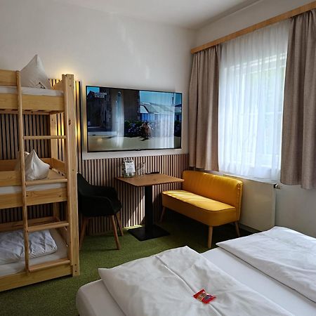 Familienhotel Nahe Der Therme Erding Bagian luar foto